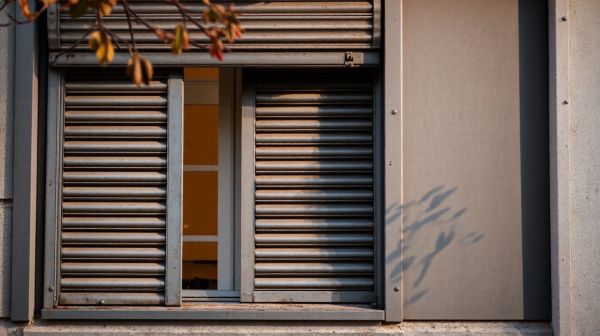 Installer ou réparer vos volets roulants en Belgique : conseils pratiques